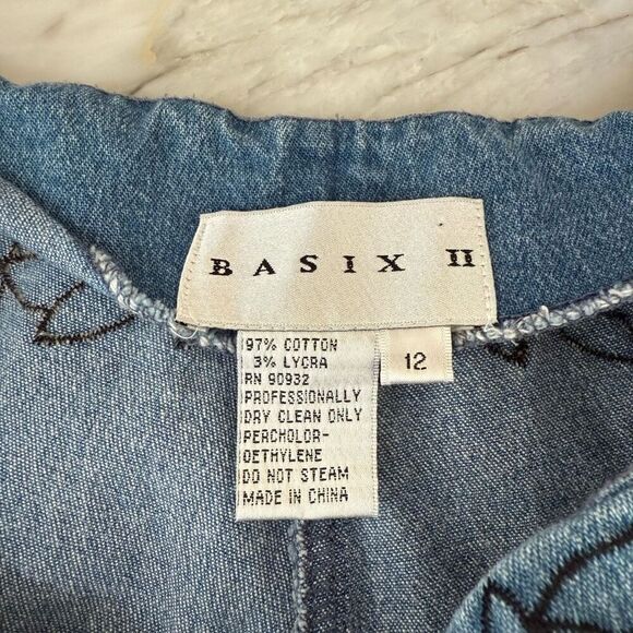 Basix ll vintage floral embellishments straight leg soft denim side zipper sz 12 - Picture 3 of 8